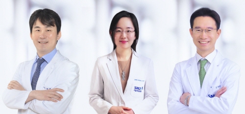 왼쪽부터 서울대병원 박준빈, 윤제연(제1저자), 김형관 교수