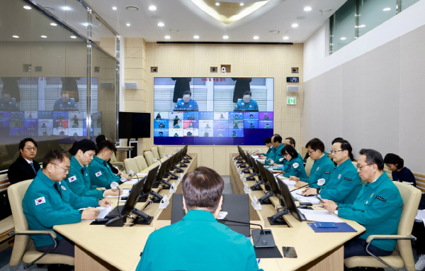 '의사 집단행동 중앙사고수습본부’는 7일 조규홍 본부장 주재로 서울시청에서 회의를 개최했다.